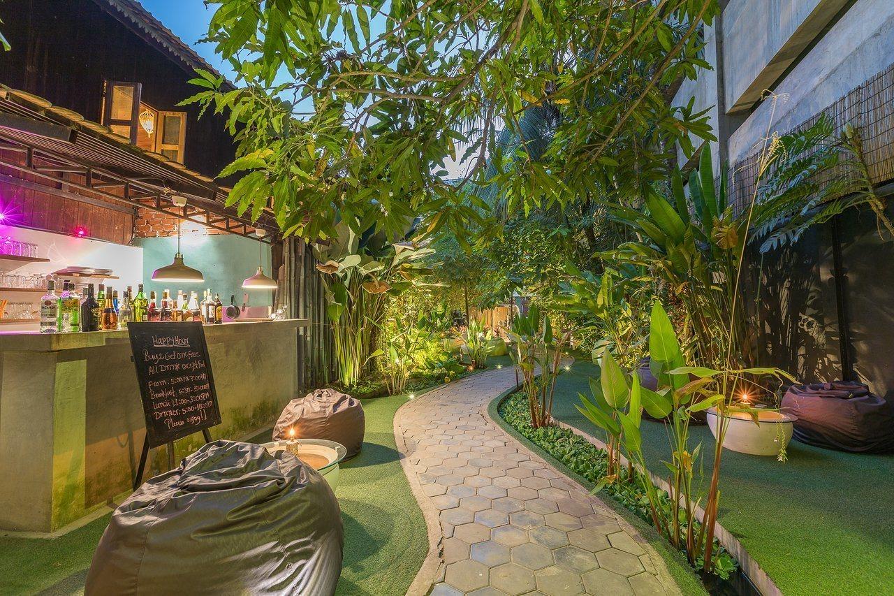 Ashia Hotel & Lounge Siem Reap Dış mekan fotoğraf