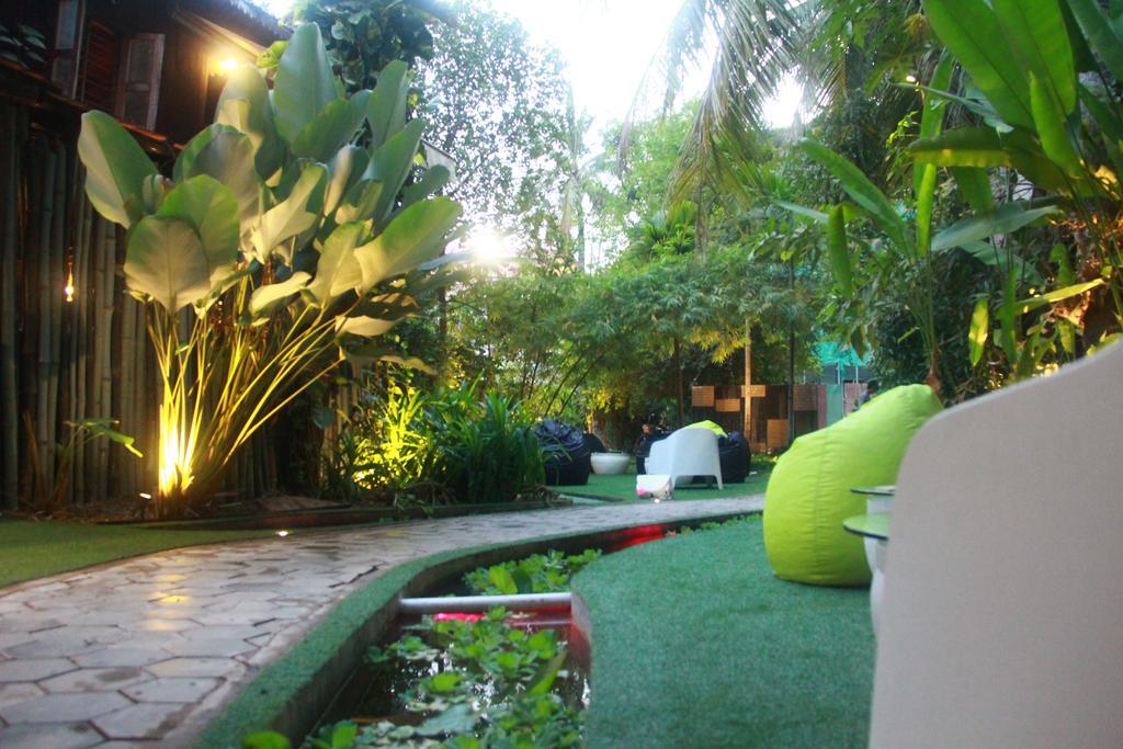 Ashia Hotel & Lounge Siem Reap Dış mekan fotoğraf