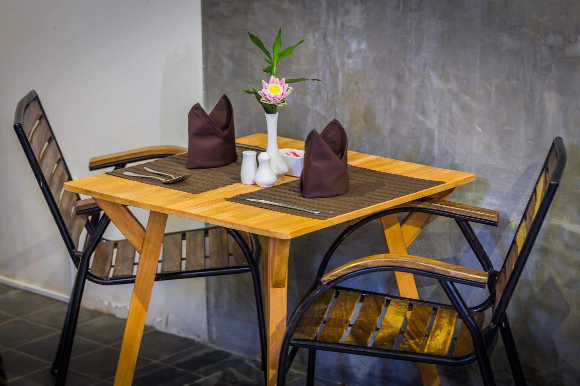 Ashia Hotel & Lounge Siem Reap Dış mekan fotoğraf
